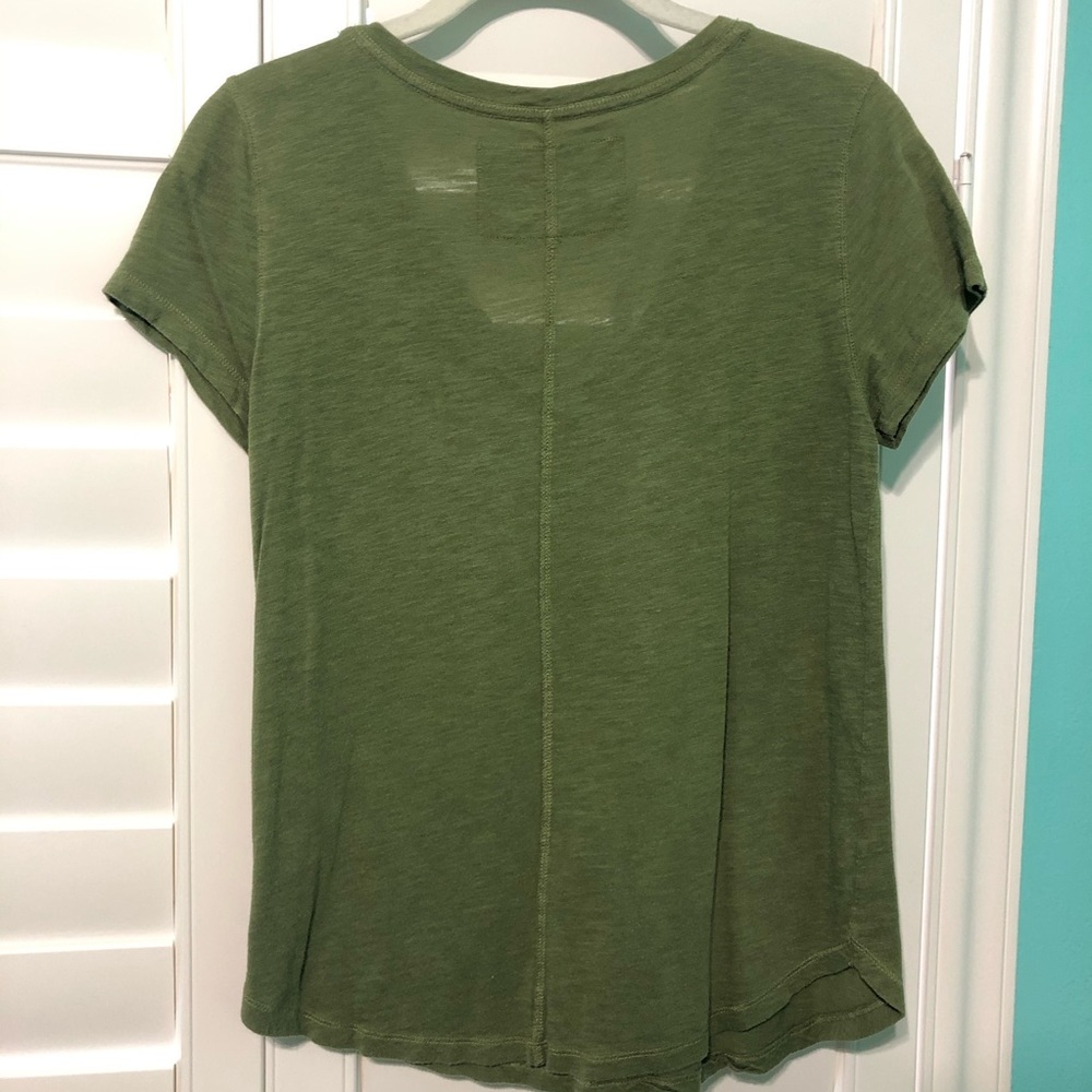 A&F green tee - Picture 5 of 5